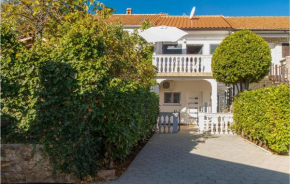 Two-Bedroom Apartment in Malinska